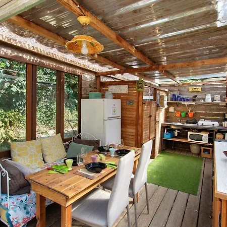 Caravane Au Jardin Casa de Férias